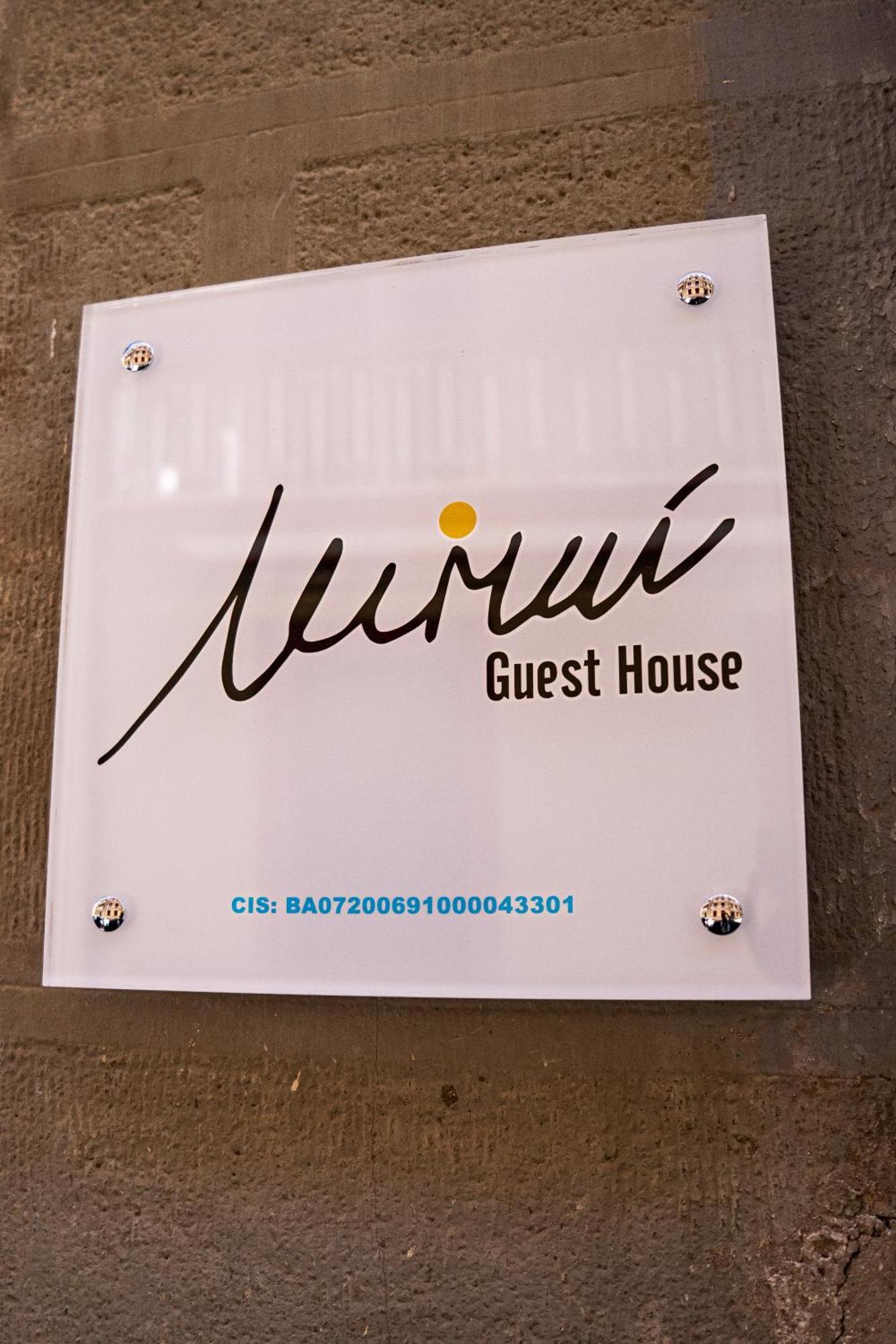 Mimi Guest House Bari Exteriör bild
